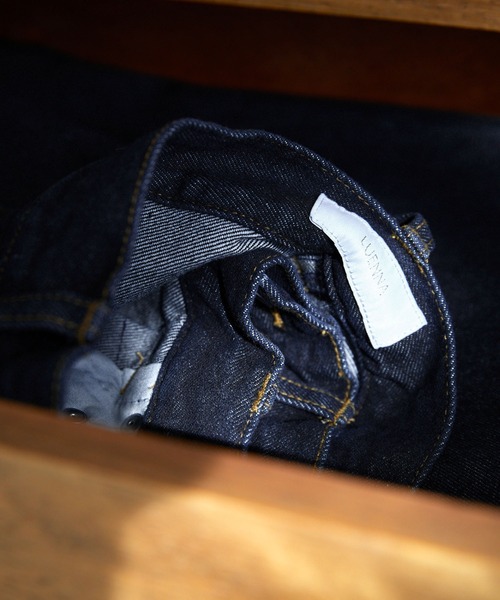 LUENNA(ルエナ)の「【LUENNA】One-Tuck Wide Straight Denim Pants / ワンタックワイドストレートデニムパンツ(デニムパンツ・メンズ・ブラウン/ブルー/ブラック/ネイビー・S/M/L)」の7枚目の写真