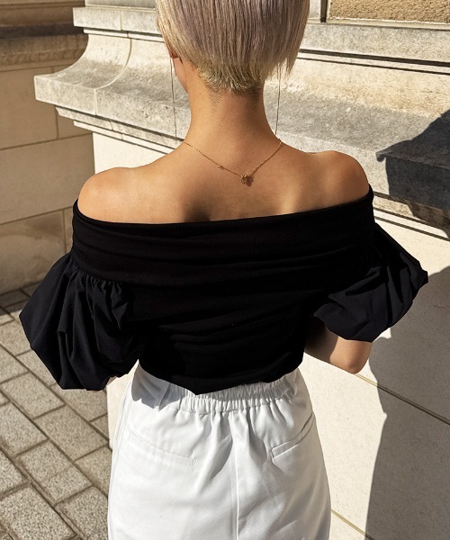 JENNE(ジェンヌ)の「マシュマロスリーブ Tシャツ(Tシャツ/カットソー・レディース・ブラック/ホワイト・SMALL/MEDIUM/LARGE)」の5枚目の写真