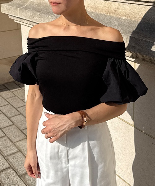 JENNE(ジェンヌ)の「マシュマロスリーブ Tシャツ(Tシャツ/カットソー・レディース・ブラック/ホワイト・SMALL/MEDIUM/LARGE)」の7枚目の写真