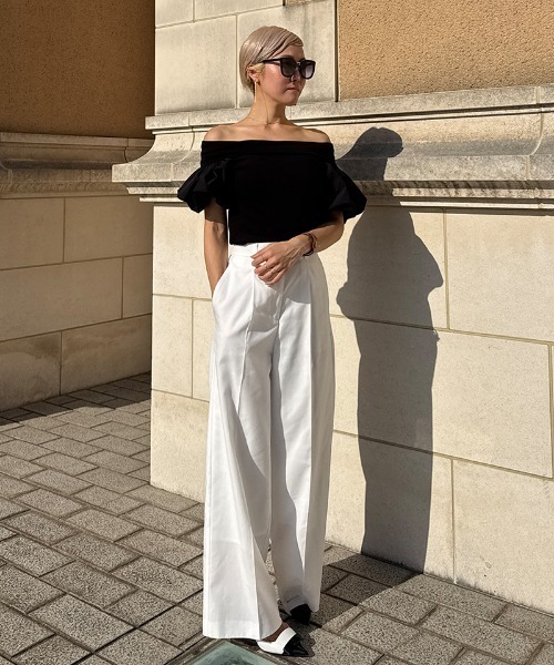 JENNE(ジェンヌ)の「マシュマロスリーブ Tシャツ(Tシャツ/カットソー・レディース・ブラック/ホワイト・SMALL/MEDIUM/LARGE)」の9枚目の写真