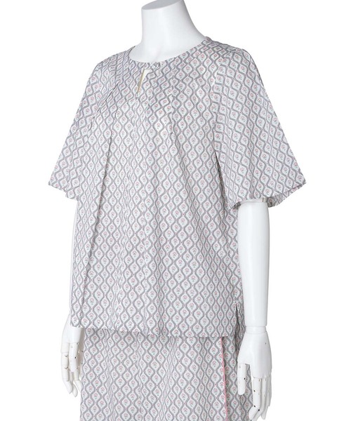 KID BLUE(キッドブルー)の「キッドブルー -25LIBERTYプリント -5分袖トップス -KOBN345 -kidblue(シャツ/ブラウス・レディース・アイボリー/サックスブルー/ブラック・M)」の9枚目の写真