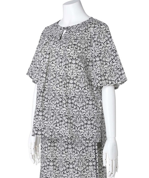 KID BLUE(キッドブルー)の「キッドブルー -25LIBERTYプリント -5分袖トップス -KOBN345 -kidblue(シャツ/ブラウス・レディース・アイボリー/サックスブルー/ブラック・M)」の14枚目の写真