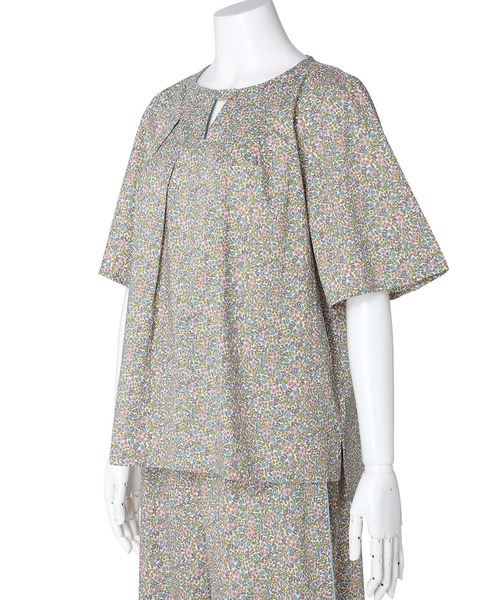 KID BLUE(キッドブルー)の「キッドブルー -25LIBERTYプリント -5分袖トップス -KOBN345 -kidblue(シャツ/ブラウス・レディース・アイボリー/サックスブルー/ブラック・M)」の18枚目の写真