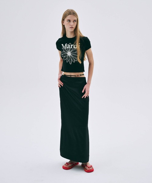 Mardi Mercredi(マルディメクルディ)の「CROPPED TSHIRT FLOWERMARDI / クロップド Tシャツ フラワーマルディ(Tシャツ/カットソー・レディース・ブラック/クリーム/グレー/ブラック系その他/ネイビー/チャコール・FREE)」の7枚目の写真