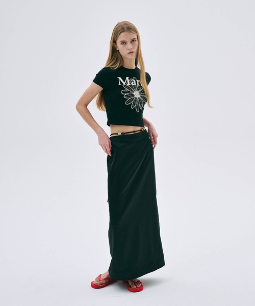 Mardi Mercredi(マルディメクルディ)の「CROPPED TSHIRT FLOWERMARDI / クロップド Tシャツ フラワーマルディ(Tシャツ/カットソー・レディース・ブラック/クリーム/グレー/ブラック系その他/ネイビー/チャコール・FREE)」の9枚目の写真