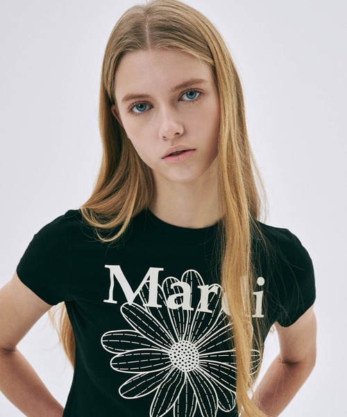 Mardi Mercredi(マルディメクルディ)の「CROPPED TSHIRT FLOWERMARDI / クロップド Tシャツ フラワーマルディ(Tシャツ/カットソー・レディース・ブラック/クリーム/グレー/ブラック系その他/ネイビー/チャコール・FREE)」の12枚目の写真