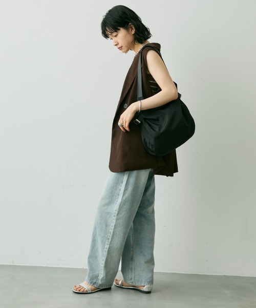 Shelly island（シェリーアイランド）の「ナイロンサイドベルトトート（ショルダーバッグ・レディース・ホワイト/ブラック/カーキ・FREE）」の14枚目の写真