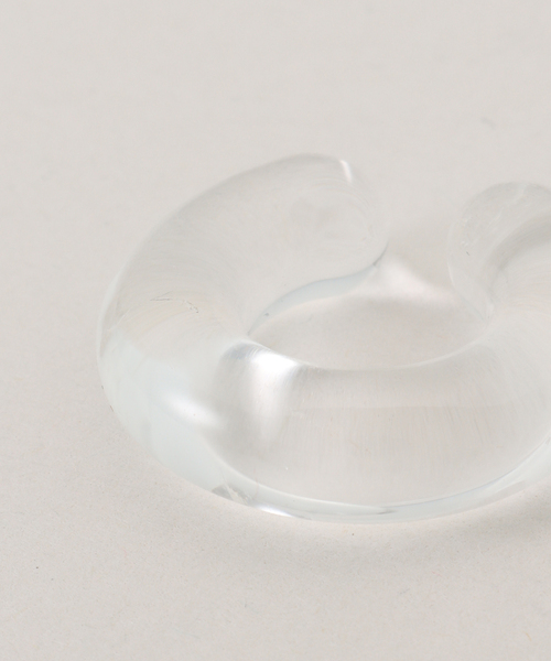 plage（プラージュ）の「mussels and muscles/マッソーズアンドマッソーズ LUMINOUS イヤーカフ SMALL（イヤーカフ・レディース・ホワイト系その他・FREE）」の3枚目の写真