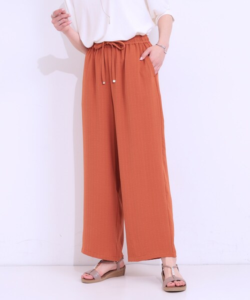DRESKIP（ドレスキップ）の「【着丈選べる/ひんやり】ストライプ見えイージーワイドパンツ（その他パンツ・レディース・ネイビー/ベージュ/ブラック/オレンジ・40/38/42/36/01/02/03/04）」の4枚目の写真