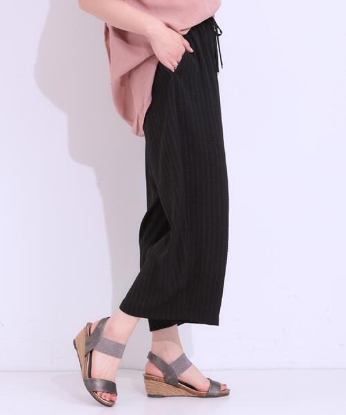 DRESKIP（ドレスキップ）の「【着丈選べる/ひんやり】ストライプ見えイージーワイドパンツ（その他パンツ・レディース・ネイビー/ベージュ/ブラック/オレンジ・40/38/42/36/01/02/03/04）」の6枚目の写真