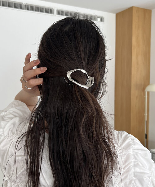 GOLDY(ゴールディ)の「〈GOLDY/ゴールディ〉ウェーブラウンドバンス(その他ヘアアクセサリー・レディース・ゴールド/シルバー・FREE)」の4枚目の写真