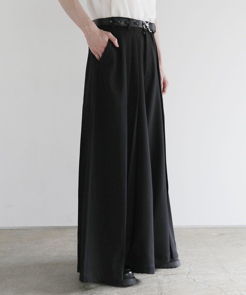 LILL（リル）の「ハイウエストワイドドレーププリーツ袴スラックス（スラックス・メンズ・ブラック/グレー・M/S/XL/L）」の7枚目の写真