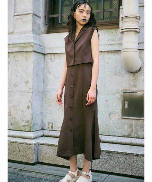 MURUA（ムルーア）の「ジレレイヤードジャンパースカート（ジャンパースカート・レディース・グレー/ネイビー/ベージュ/ブラウン・1/2）」の10枚目の写真