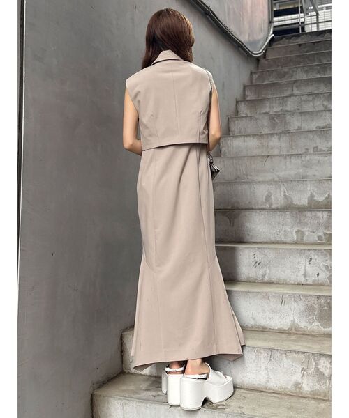 MURUA（ムルーア）の「ジレレイヤードジャンパースカート（ジャンパースカート・レディース・グレー/ネイビー/ベージュ/ブラウン・1/2）」の21枚目の写真