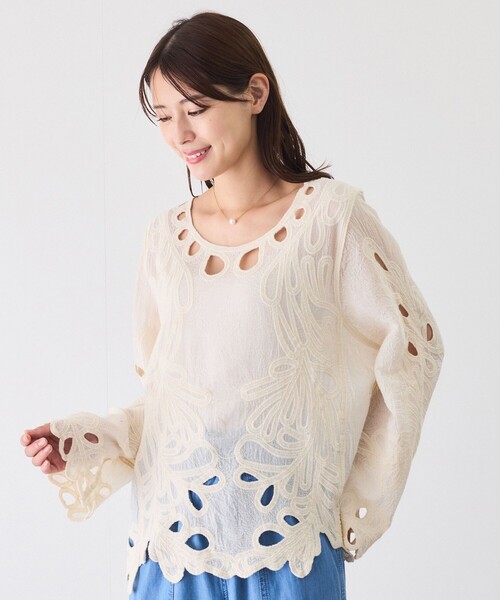 Jayro(ジャイロ)の「刺繍使いブラウス(シャツ/ブラウス・レディース・オフホワイト/ホワイト系その他・M)」の8枚目の写真