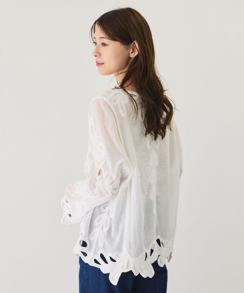 Jayro(ジャイロ)の「刺繍使いブラウス(シャツ/ブラウス・レディース・オフホワイト/ホワイト系その他・M)」の18枚目の写真