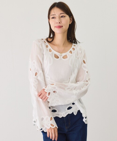 Jayro(ジャイロ)の「刺繍使いブラウス(シャツ/ブラウス・レディース・オフホワイト/ホワイト系その他・M)」の4枚目の写真
