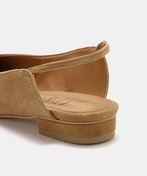 Spick & Span(スピックアンドスパン)の「《追加2》Spick & Span ポインテッドバックストラップシューズ(パンプス・レディース・キャメル・36/37/38)」の2枚目の写真