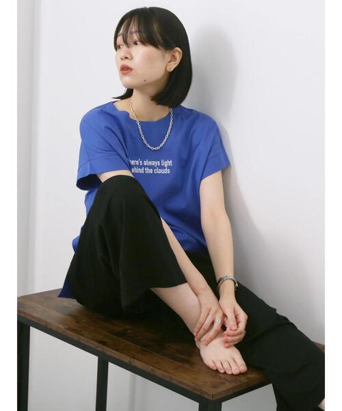 Samansa Mos2 blue(サマンサモスモスブルー)の「ロゴ刺繍フレンチスリーブTシャツ(Tシャツ/カットソー・レディース・ブルー/オフホワイト/ブラウン/オレンジ/ブラック・F)」の7枚目の写真