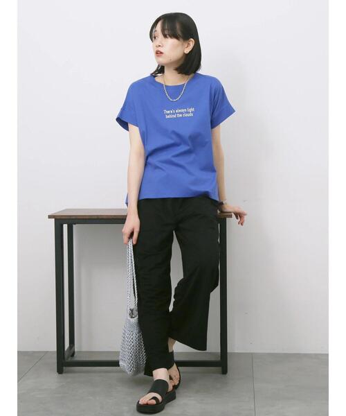 Samansa Mos2 blue(サマンサモスモスブルー)の「ロゴ刺繍フレンチスリーブTシャツ(Tシャツ/カットソー・レディース・ブルー/オフホワイト/ブラウン/オレンジ/ブラック・F)」の19枚目の写真
