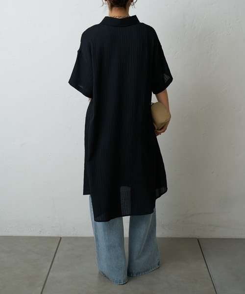 COLONY 2139（コロニートゥーワンスリーナイン）の「バンプストライプシャツワンピース（シャツワンピース・レディース・ブラック/オフホワイト/ブルー・FREE）」の6枚目の写真