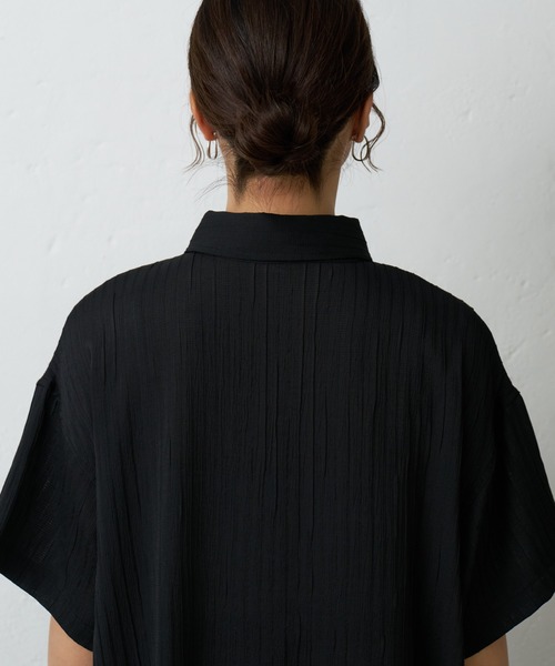 COLONY 2139（コロニートゥーワンスリーナイン）の「バンプストライプシャツワンピース（シャツワンピース・レディース・ブラック/オフホワイト/ブルー・FREE）」の15枚目の写真