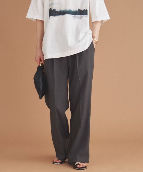 Doux archives（ドゥアルシーヴ）の「イージーフレアーパンツ（その他パンツ・レディース・ワイン/グレイッシュベージュ/チャコールグレー・38/36）」の4枚目の写真