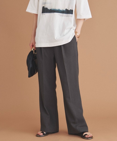 Doux archives（ドゥアルシーヴ）の「イージーフレアーパンツ（その他パンツ・レディース・ワイン/グレイッシュベージュ/チャコールグレー・38/36）」の5枚目の写真