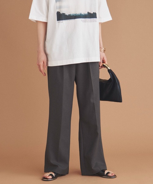 Doux archives（ドゥアルシーヴ）の「イージーフレアーパンツ（その他パンツ・レディース・ワイン/グレイッシュベージュ/チャコールグレー・38/36）」の6枚目の写真