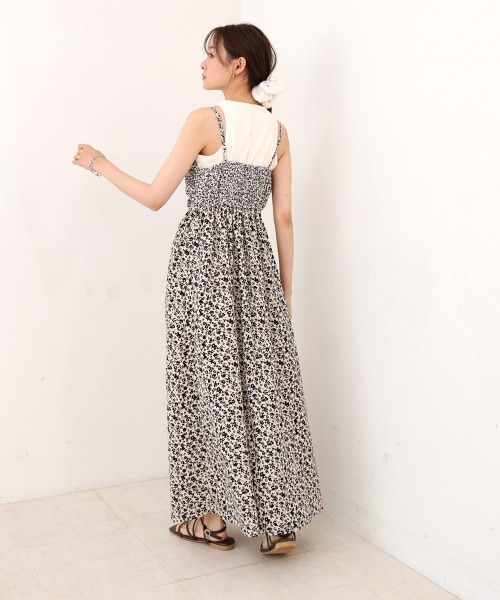 Bab(バブ)の「【S・Mサイズ展開】リトルフラワーシャーリングキャミワンピース(ワンピース・レディース・アイボリー/ブラック・S/M)」の11枚目の写真