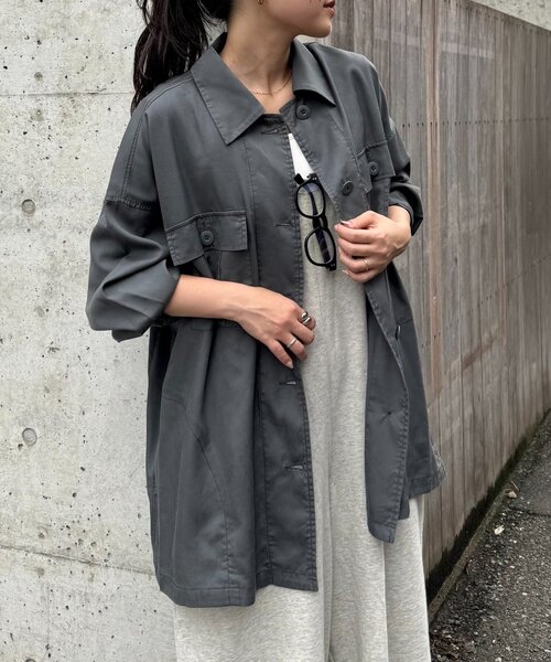 CIAOPANIC TYPY(チャオパニックティピー)の「さらっとテンセルオーバーシャツ(シャツ/ブラウス・レディース・チャコールグレー/カーキ/ベージュ・ONE SIZE)」の2枚目の写真