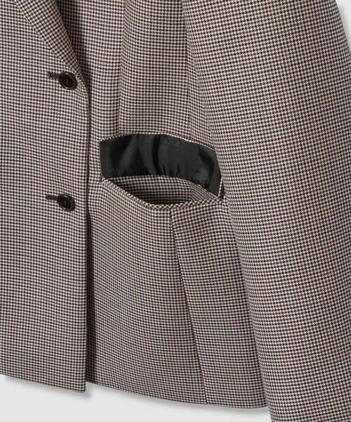 ANAYI(アナイ)の「ダブルクロスピークドジャケット(テーラードジャケット・レディース・レッド系その他/キャメル・38/36/34)」の21枚目の写真