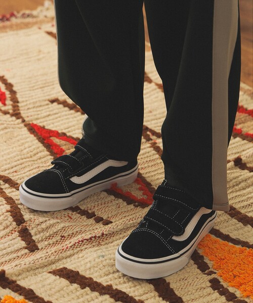 こども ビームス(コドモビームス)の「VANS / UY オールドスクール(16.5~21cm)(スニーカー・キッズ・ブラック/パープル系その他6・11(16.5㎝)/12(17.5㎝)/13(18.5㎝)/2(20㎝)/3(21㎝)/1(19㎝))」の1枚目の写真