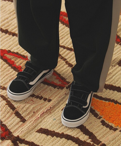 こども ビームス(コドモビームス)の「VANS / UY オールドスクール(16.5~21cm)(スニーカー・キッズ・ブラック/パープル系その他6・11(16.5㎝)/12(17.5㎝)/13(18.5㎝)/2(20㎝)/3(21㎝)/1(19㎝))」の3枚目の写真