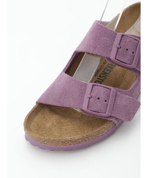 BIRKENSTOCK(ビルケンシュトック)の「【BIRKENSTOCK for emmi】Arizona LEVE(サンダル・レディース・パープル・26/25/24.5/24/23)」の3枚目の写真