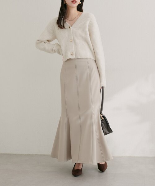 natural couture(ナチュラルクチュール)の「【WEB限定】ウール混片畦編みニットカーディガン(カーディガン/ボレロ・レディース・ネイビー/ラベンダー/ベージュ/オフホワイト/ライトグレー/サックスブルー・FREE)」の9枚目の写真