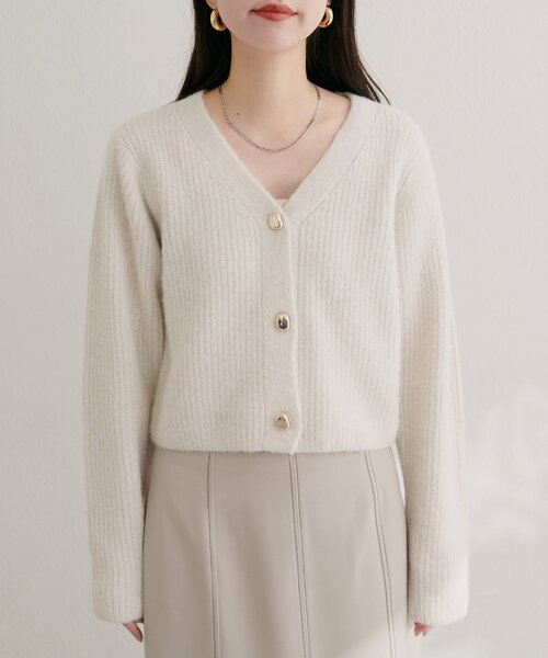 natural couture(ナチュラルクチュール)の「【WEB限定】ウール混片畦編みニットカーディガン(カーディガン/ボレロ・レディース・ネイビー/ラベンダー/ベージュ/オフホワイト/ライトグレー/サックスブルー・FREE)」の10枚目の写真