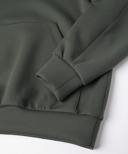 CULLNI(クルニ)の「CULLNI Logo Embroidery Hoodie(パーカー・メンズ・グレー/グリーン/グレイッシュベージュ/ライトパープル/ブラック・2/1/0)」の22枚目の写真