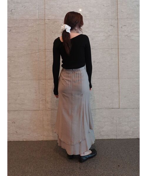 LAGUNAMOON（ラグナムーン）の「アシンメトリータックニットプルオーバー（ニット/セーター・レディース・アイボリー/ブラック/サーモンピンク・FREE）」の12枚目の写真