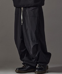 Theater code（シアターコード）の「Wide pants with drawstring / ドローコード付き ワイドパンツ（その他パンツ）」
