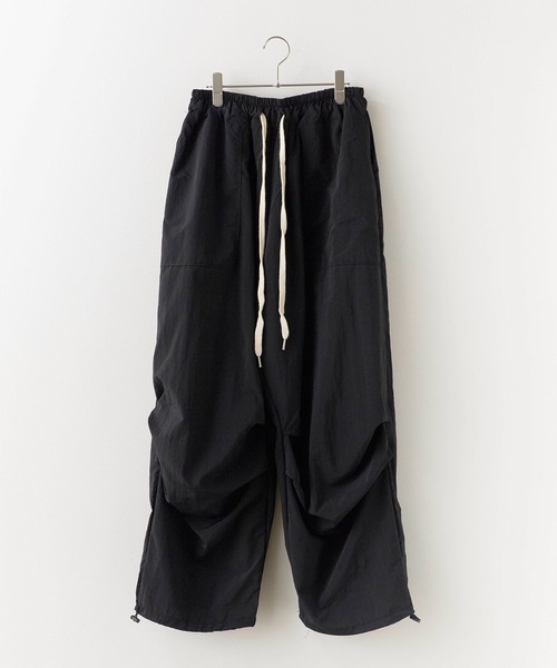Theater code(シアターコード)の「Wide pants with drawstring / ドローコード付き ワイドパンツ 秋 秋服 2026年秋冬(その他パンツ・メンズ・ブラック/カーキ/チャコール・FREE)」の15枚目の写真