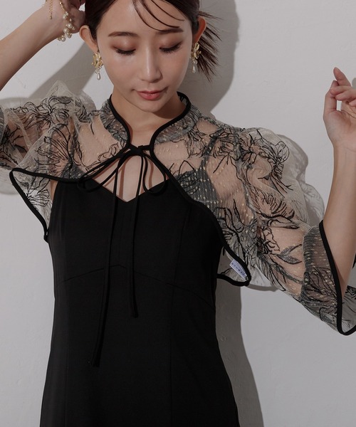 epic day(エピックデイ)の「刺繍ボレロ&キャミソールワンピース(ドレス・レディース・ブルー系その他/ブラック系/ベージュ系/ブルーグレー/ブラック/ベージュ・M)」の2枚目の写真