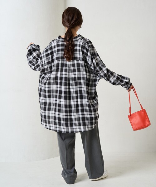 FREAK'S STORE(フリークスストア)の「限定展開 ビックシルエット チェック ボリューム シャツ(シャツ/ブラウス・レディース・ベージュ/ネイビー/レッド/ブラック・フリ-)」の13枚目の写真