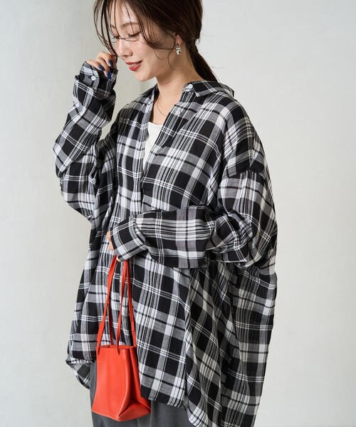 FREAK'S STORE(フリークスストア)の「限定展開 ビックシルエット チェック ボリューム シャツ(シャツ/ブラウス・レディース・ベージュ/ネイビー/レッド/ブラック・フリ-)」の18枚目の写真