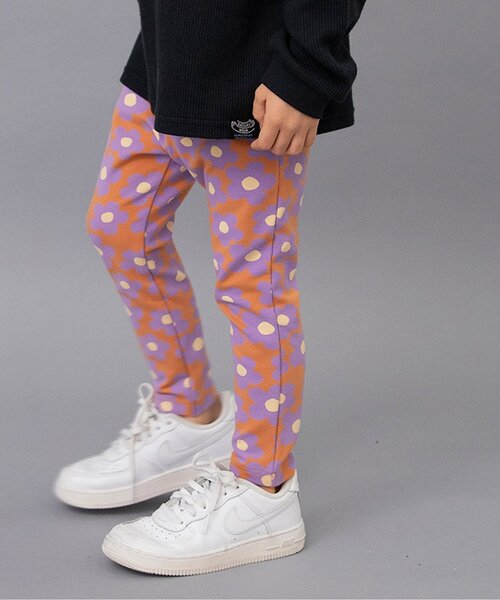 BREEZE(ブリーズ)の「【ストレッチ】DAISUKI パンツ(その他パンツ・キッズ・ベージュ/ライトインディゴブルー/ラベンダー/ミント/マスタード/ネイビー/オレンジ/ブラウン/グリーン/ライトグレー/レッド/ブルー/オフホワイト/ターコイズブルー/ブラック/アイボリー・70/80/90/100/110/120/130)」の16枚目の写真