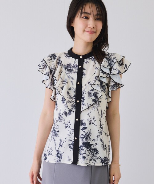 Jayro（ジャイロ）の「単色花ラッフルブラウス（シャツ/ブラウス・レディース・ネイビー/ブルー系その他4/オフホワイト・M）」の4枚目の写真