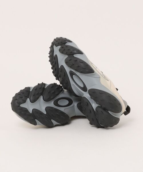 OAKLEY（オークリー）の「【Oakley】FOF100538 OAKLEY EDGE FLEX（スニーカー・メンズ・ベージュ・27/27.5/28）」の3枚目の写真