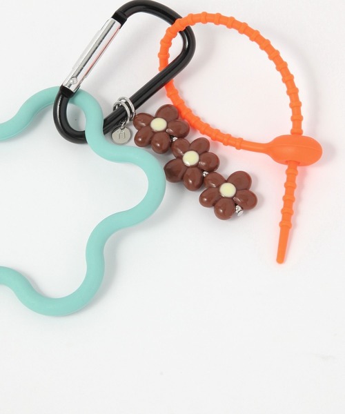 niko and...（ニコアンド）の「カラフルフラワーチャーム（チャーム・レディース・イエロー/グリーン/ピンク/アイボリー・0）」の9枚目の写真