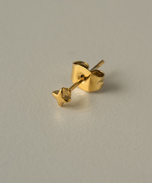 muku(ムク)の「PIERCE/MINI RHOMBUS(ピアス(両耳用)・レディース・ゴールド/シルバー・FREE)」の15枚目の写真