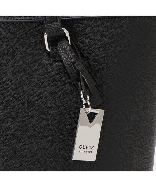 Guess（ゲス）の「VIVIETTE Carryall トートバッグ  （トートバッグ・レディース・ブラック・ONE SIZE）」の7枚目の写真